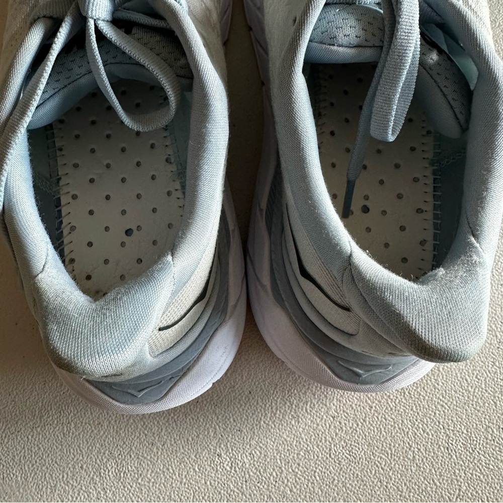 Hoka Arahi 6 women’s sneakers - Picture 6 of 9